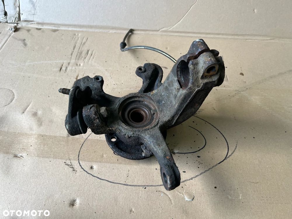 Zwrotnica piasta prawy przód przednia prawa VW UP 1.0 - 3