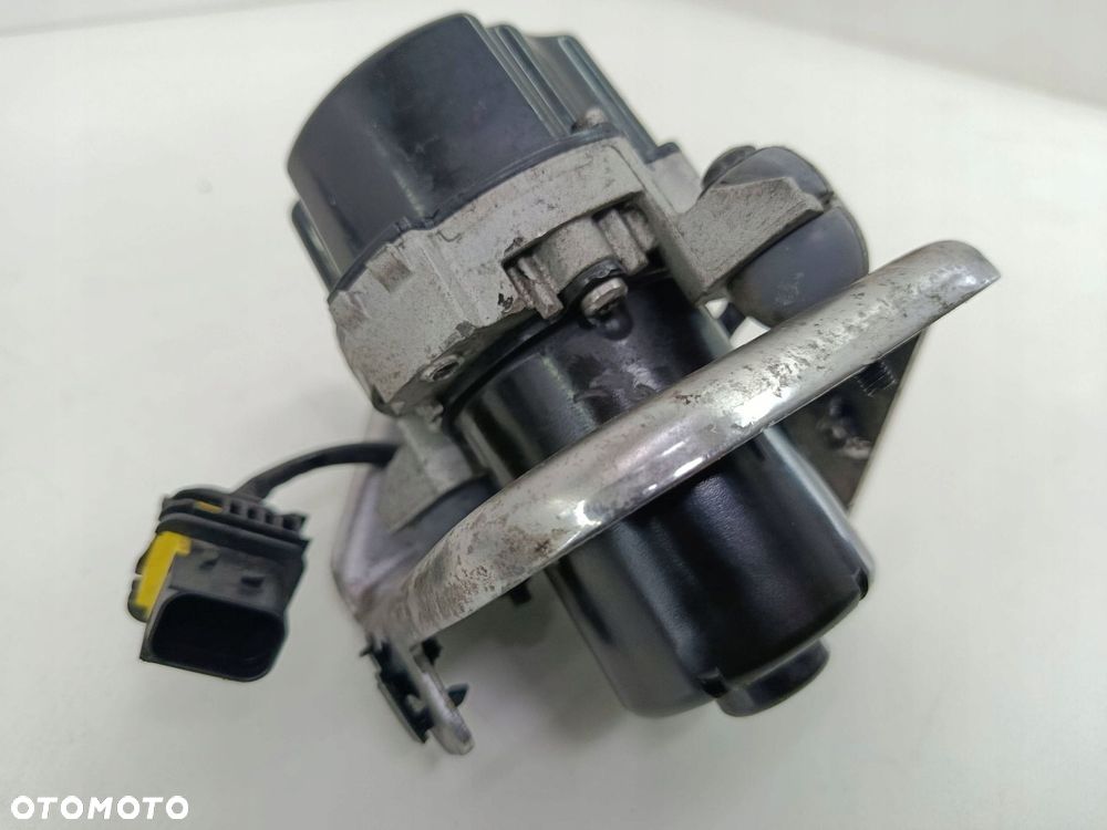 MERCEDES W205 W213 X253 POMPA PODCIŚNIENIA VACUM A0004306132 - 5