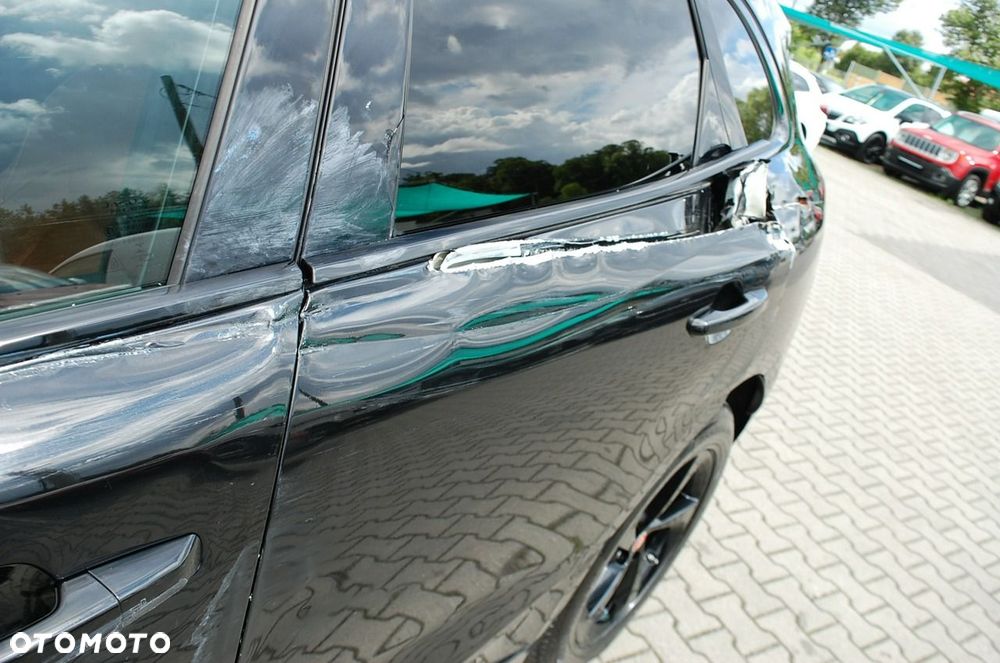 Jaguar F-Pace - 22