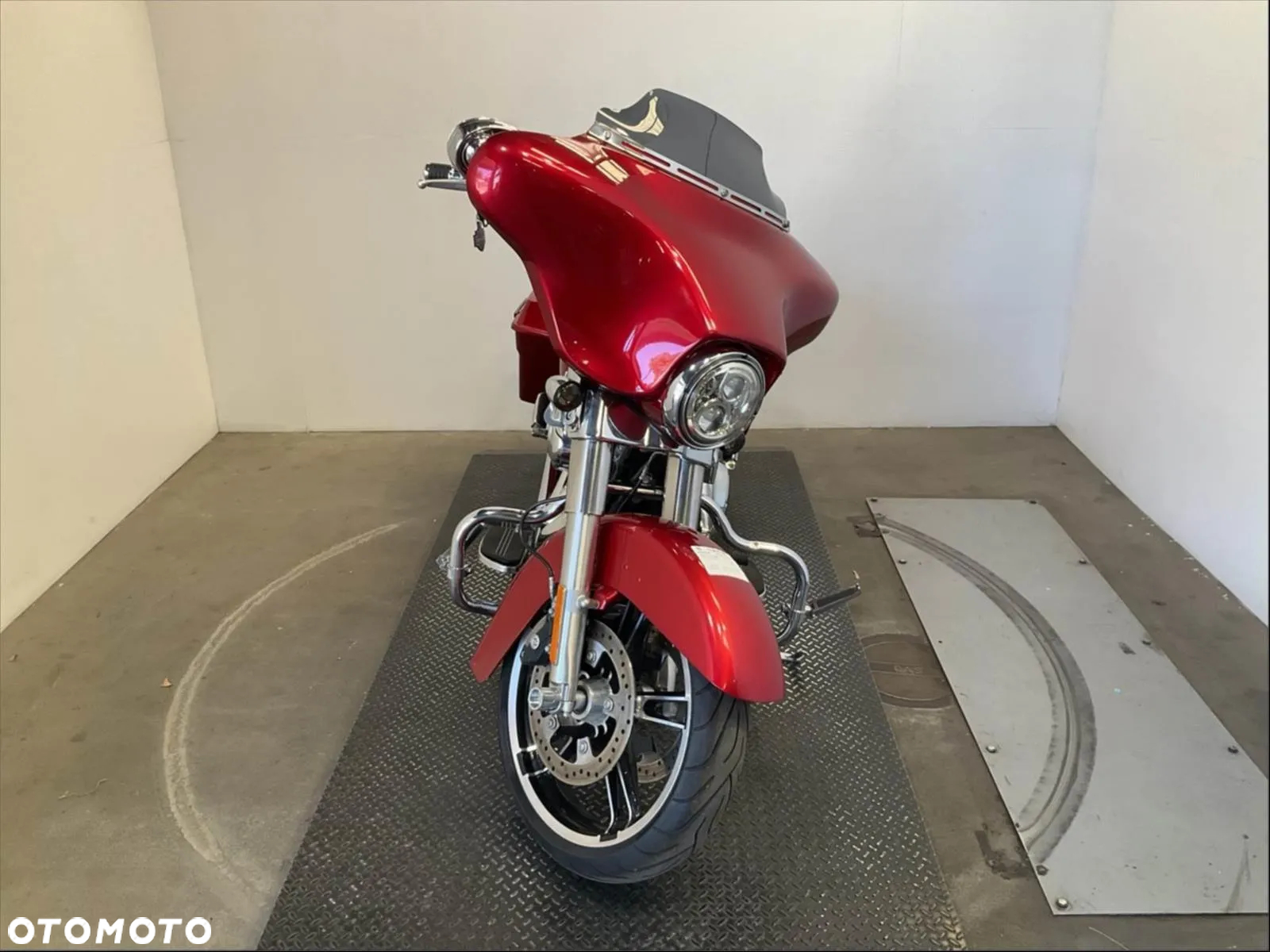 Harley-Davidson Touring Street Glide - 2