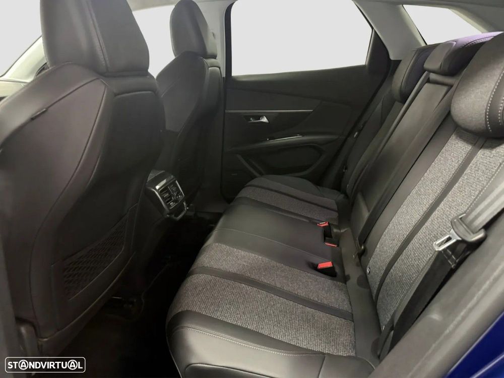 Peugeot 3008 1.2 PureTech Allure EAT8 - 10