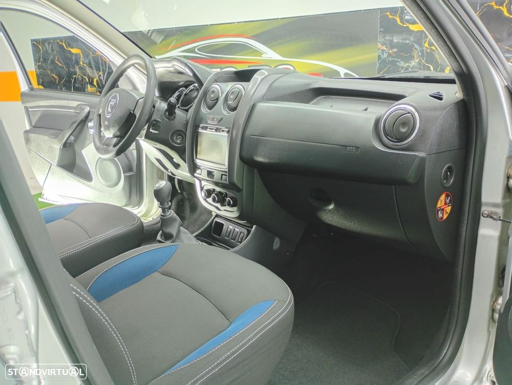 Dacia Duster 1.5 dCi SL Urban Explorer - 18