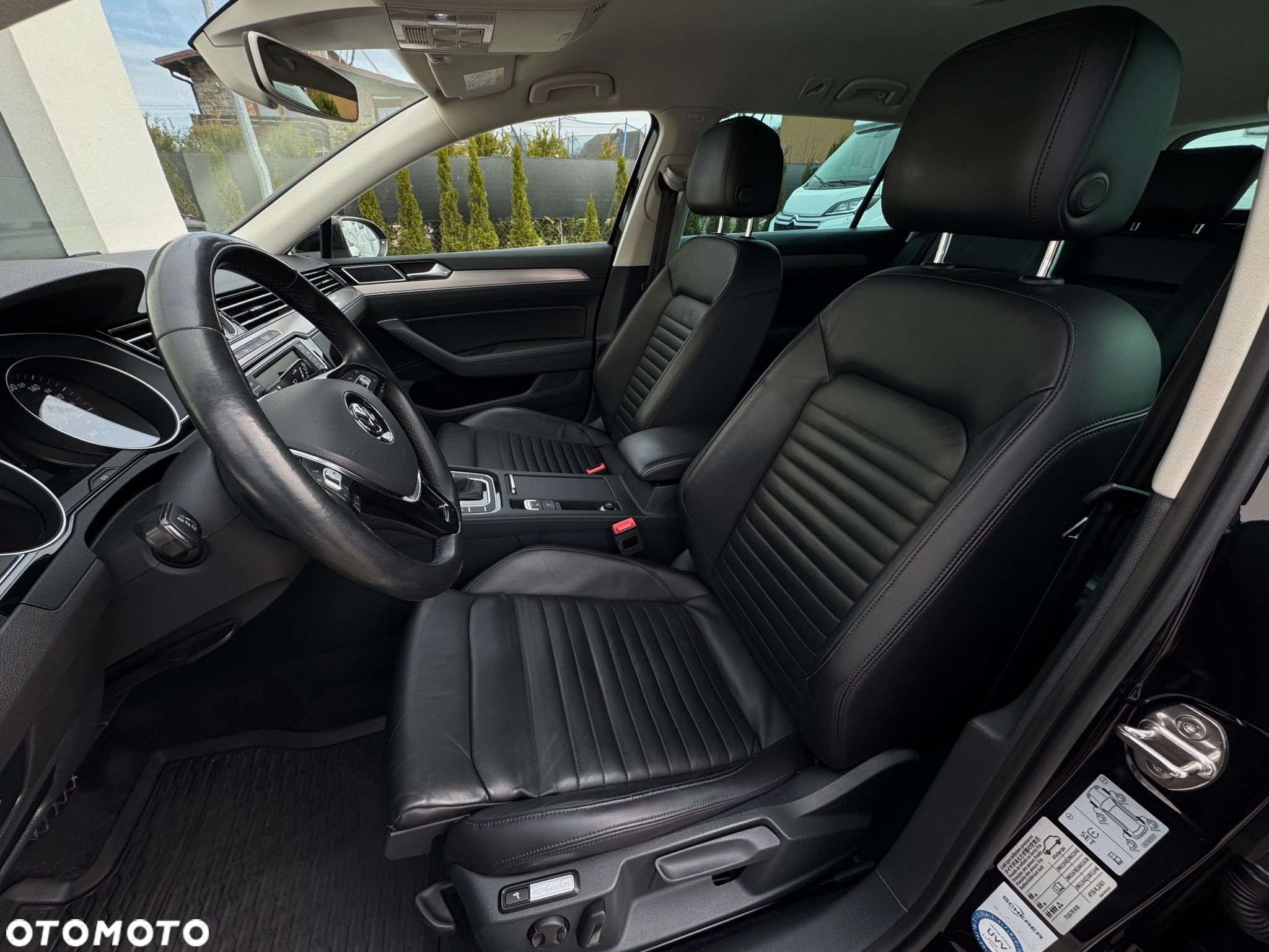 Volkswagen Passat Variant 2.0 TDI SCR 4Motion DSG (BMT) Highline - 14