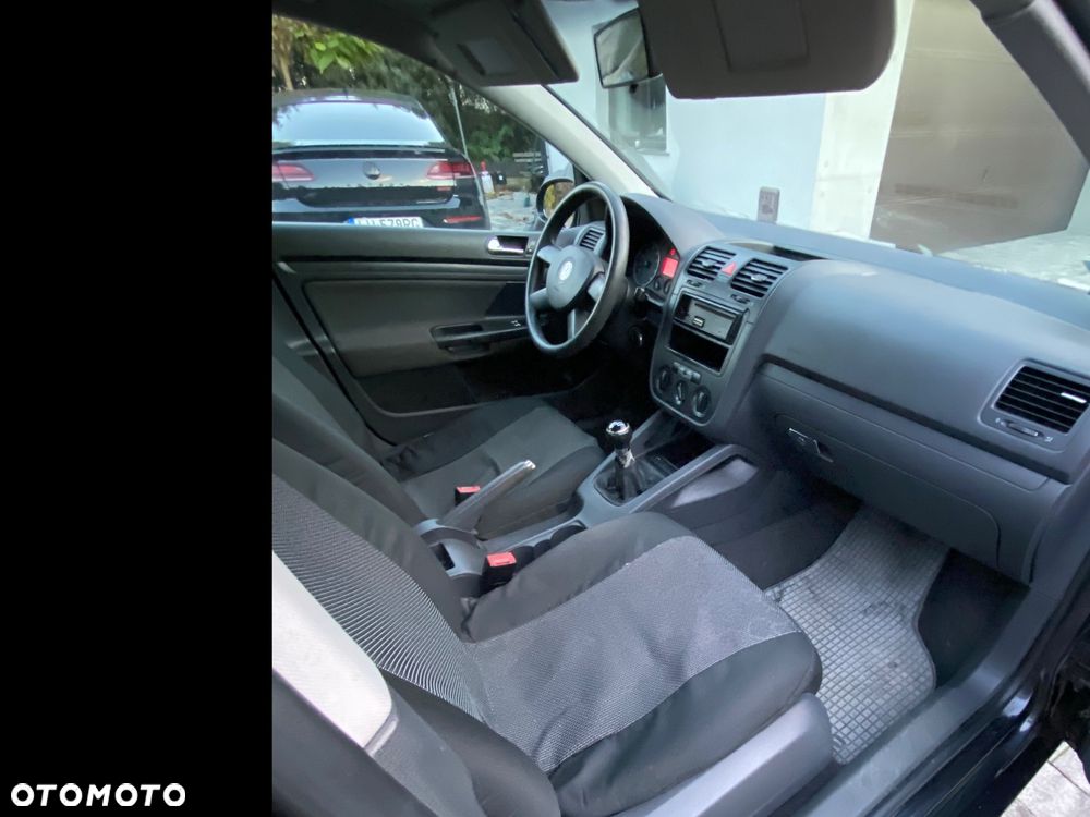 Volkswagen Golf V 1.4 FSI Comfortline - 12