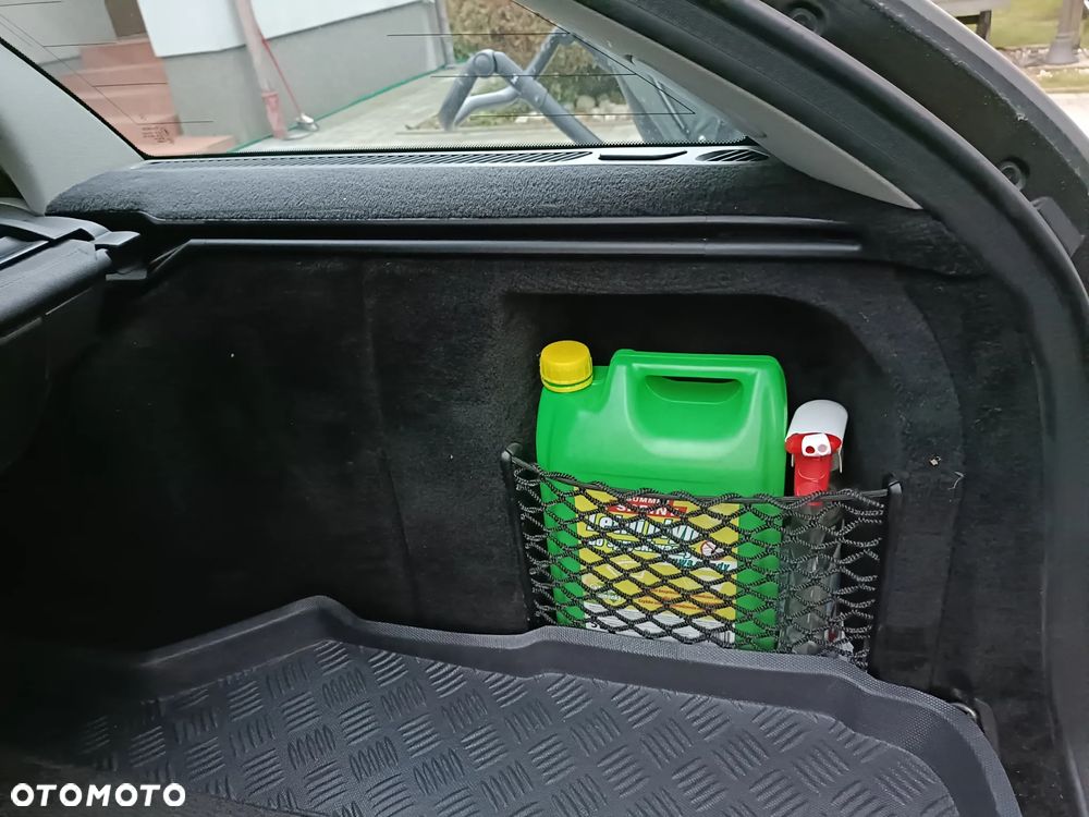 Mercedes-Benz Klasa C - 31