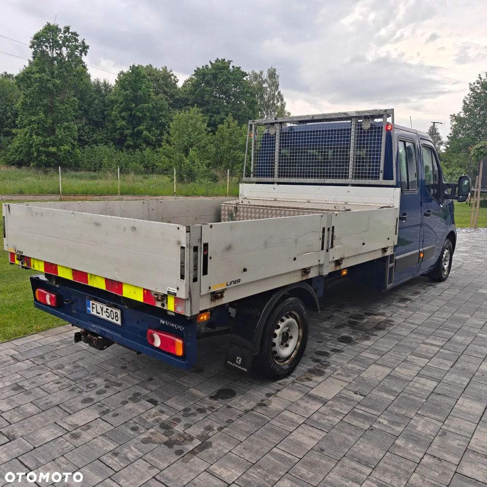 Nissan NV400 - 4