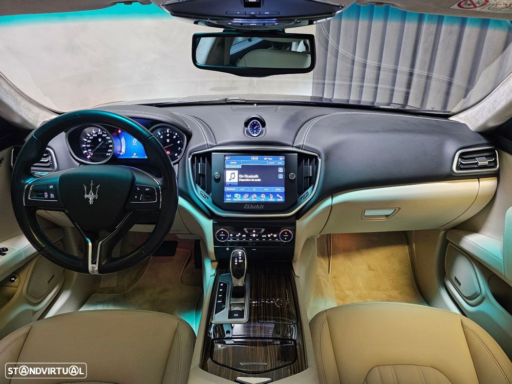 Maserati Ghibli 3.0 V6 S Q4 - 10