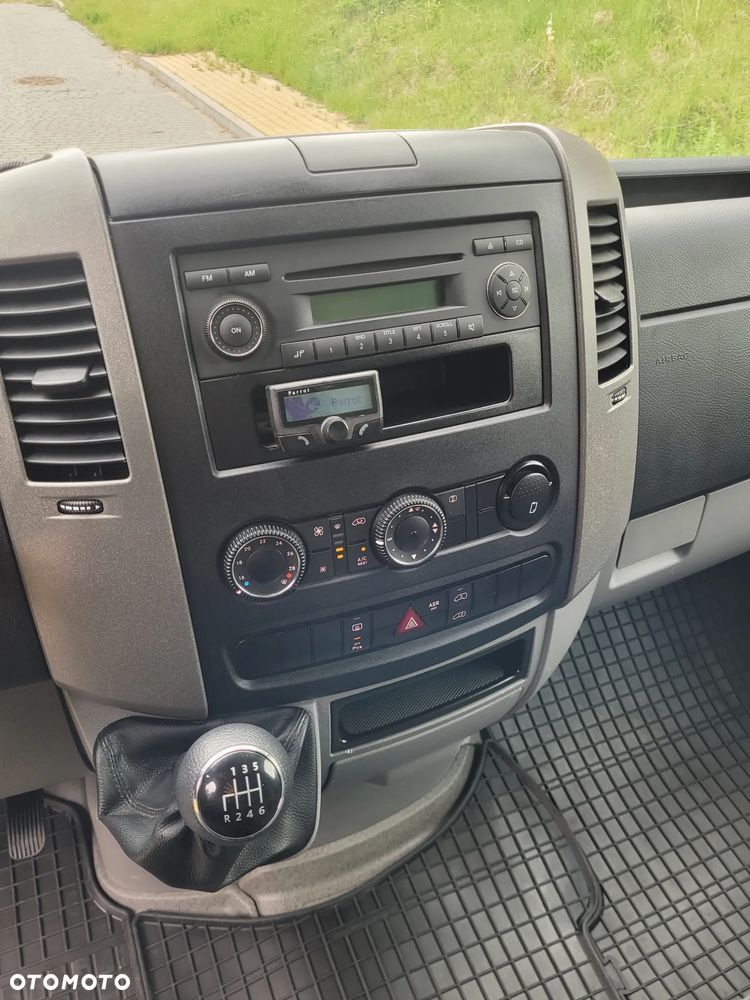 Volkswagen Crafter - 10