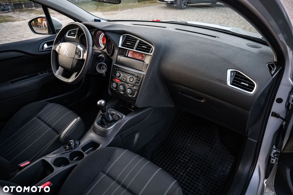 Citroën C4 1.6 VTi Attraction - 25