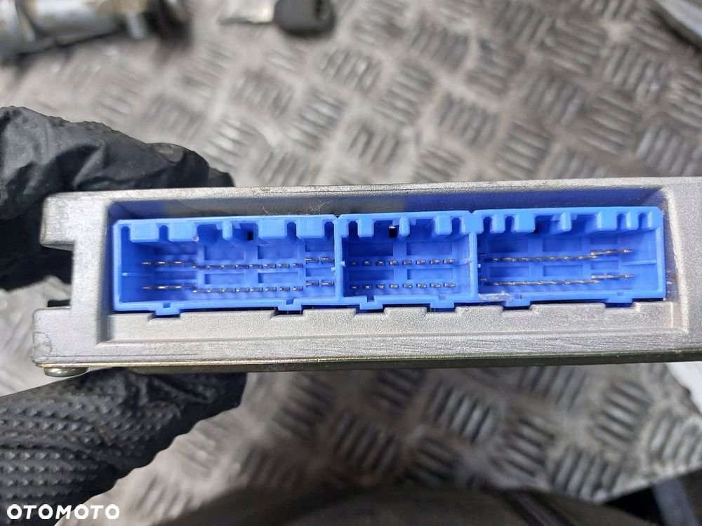 ZESTAW STARTOWY STEROWNIK KOMPUTER ECU HONDA CIVIC VI 1.4 16V 37820-P1J-E11 - 3