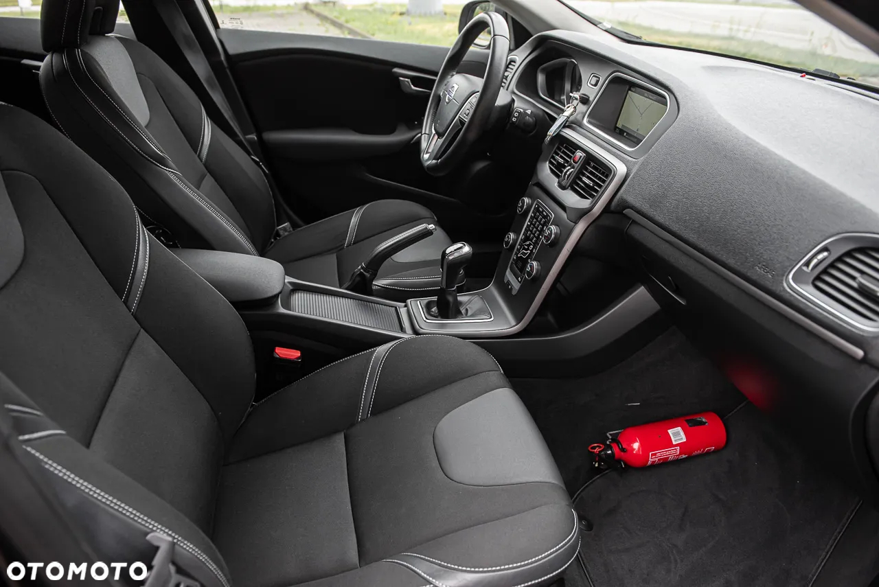 Volvo V40 - 28
