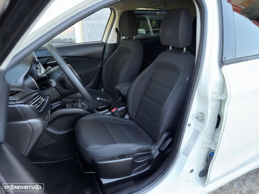 Fiat Tipo Station Wagon 1.3 M-Jet Lounge - 8