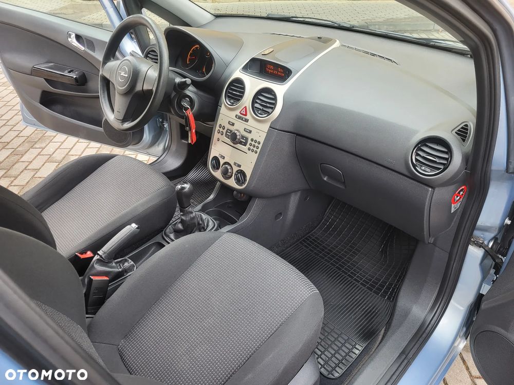 Opel Corsa 1.2 16V - 15