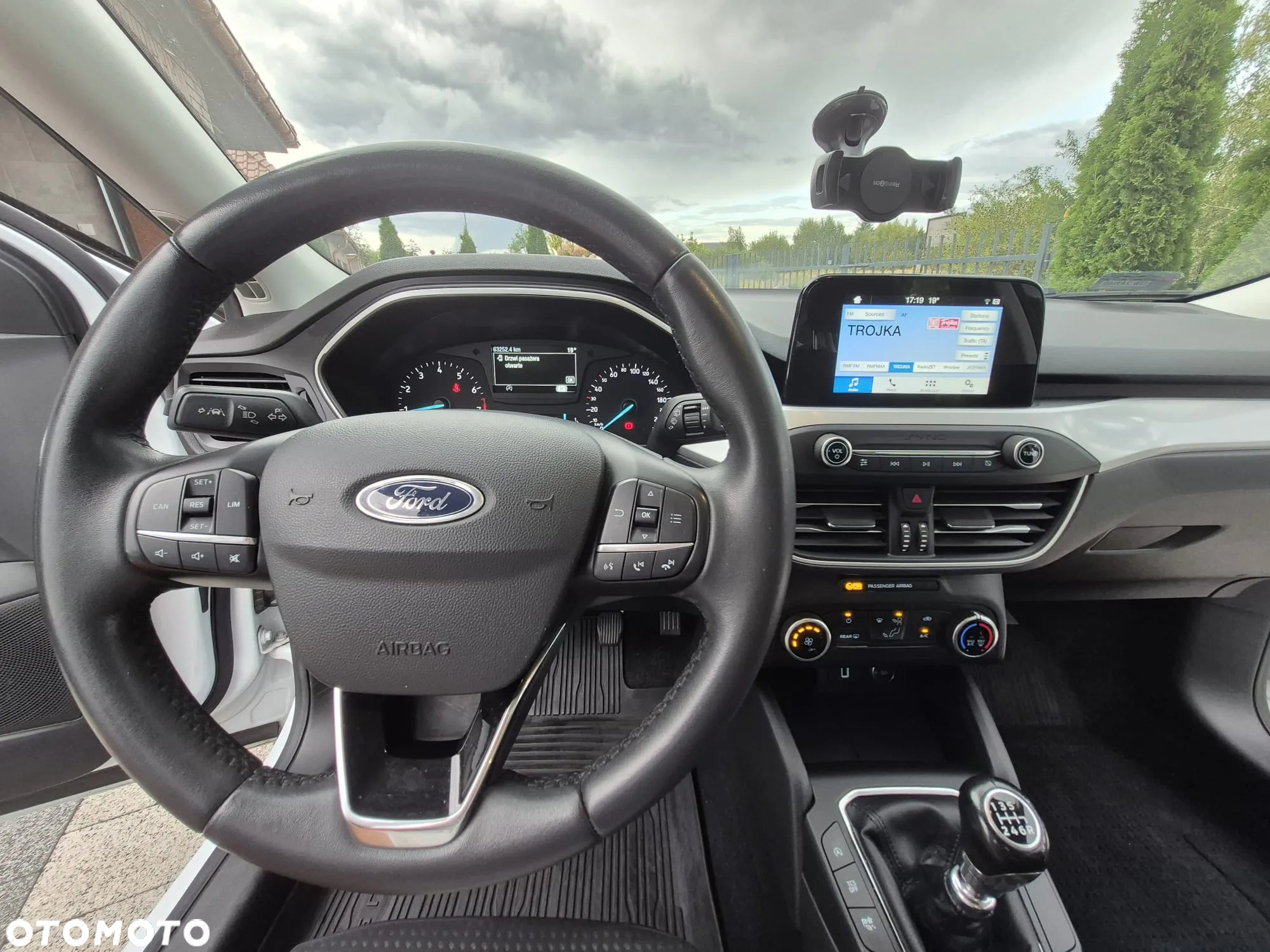 Ford Focus 1.0 EcoBoost Trend ASS - 21