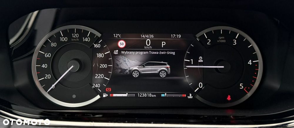 Land Rover Range Rover Evoque 2.0 D150 mHEV R-Dynamic HSE - 30
