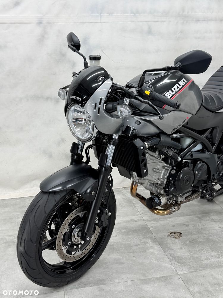 Suzuki SV - 6