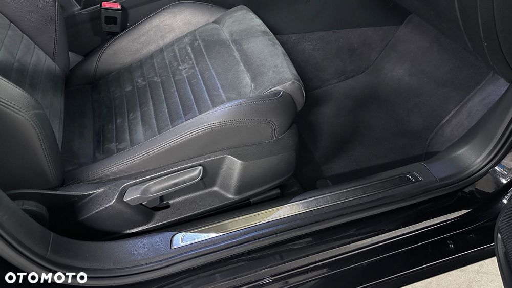 Volkswagen Passat 2.0 TDI SCR Highline DSG - 29