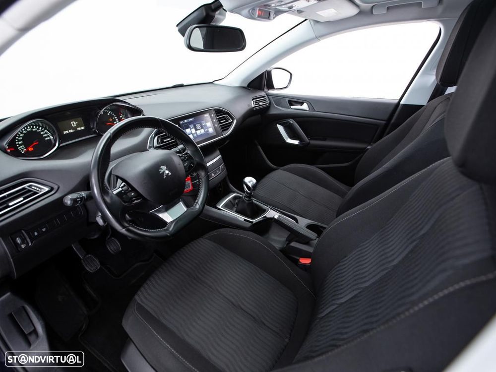 Peugeot 308 SW - 7
