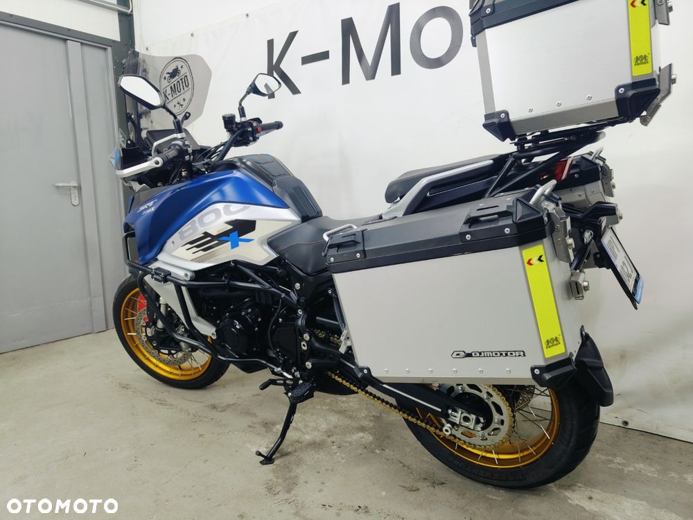 QJMOTOR SRT 800SX - 25