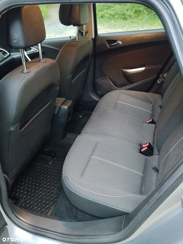 Opel Astra - 20
