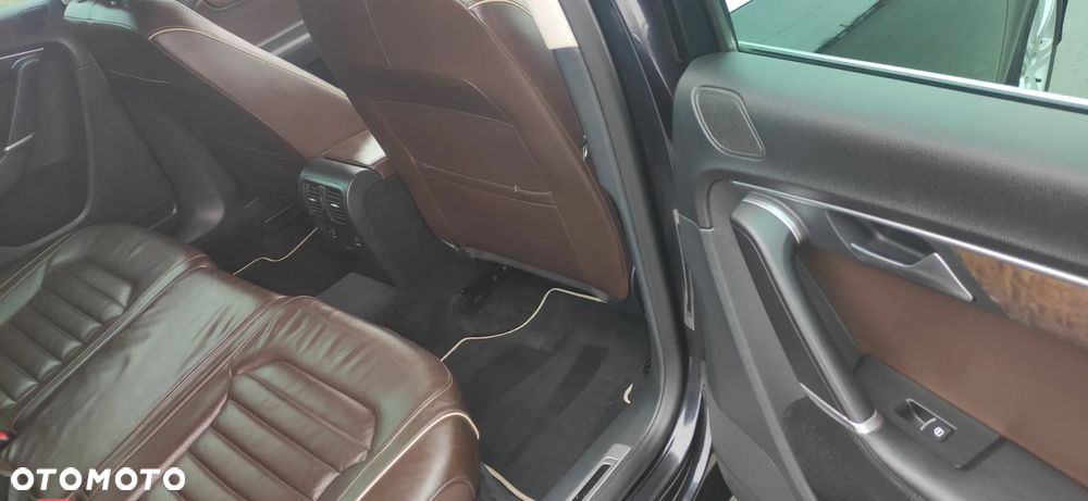 Volkswagen Passat 2.0 TDI Highline DSG - 15