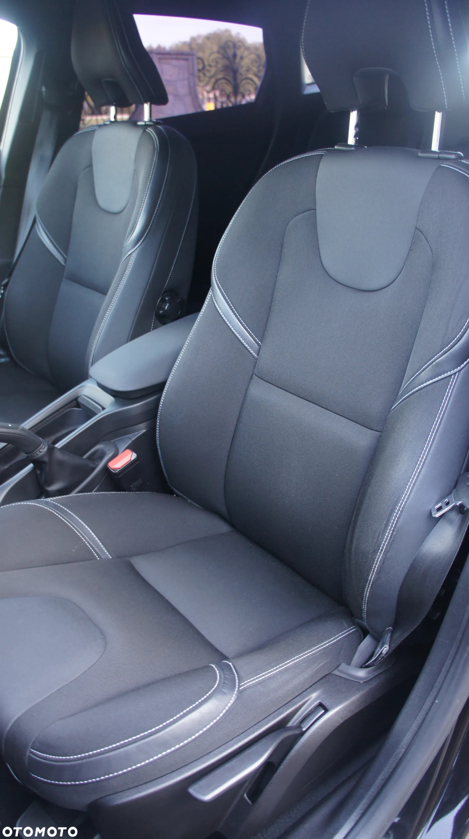 Volvo V40 D3 Drive-E Momentum - 16