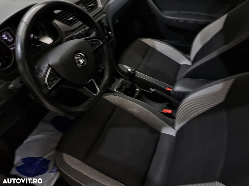 Skoda RAPID 1.0 TSI Cool Edition R&G - 9