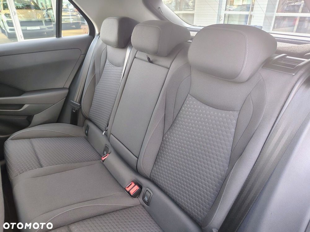 Volkswagen T-Roc 1.5 eTSI Life DSG - 21