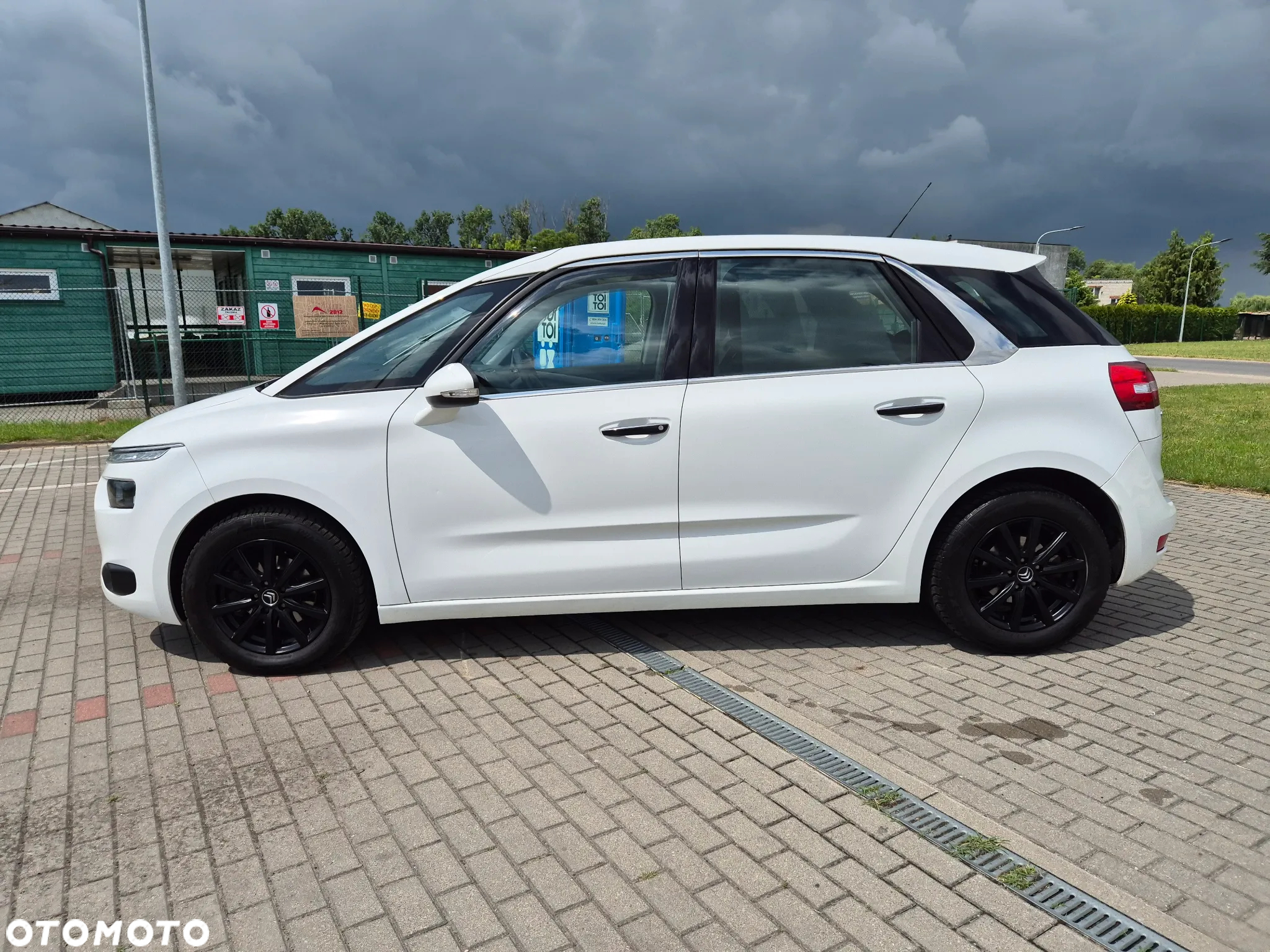 Citroën C4 Picasso e-HDi 115 Business Class - 16