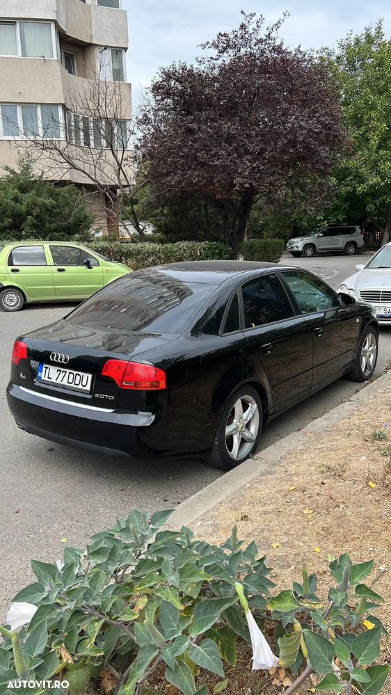 Audi A4 Limuzina 2.0 TDI B8 - 4