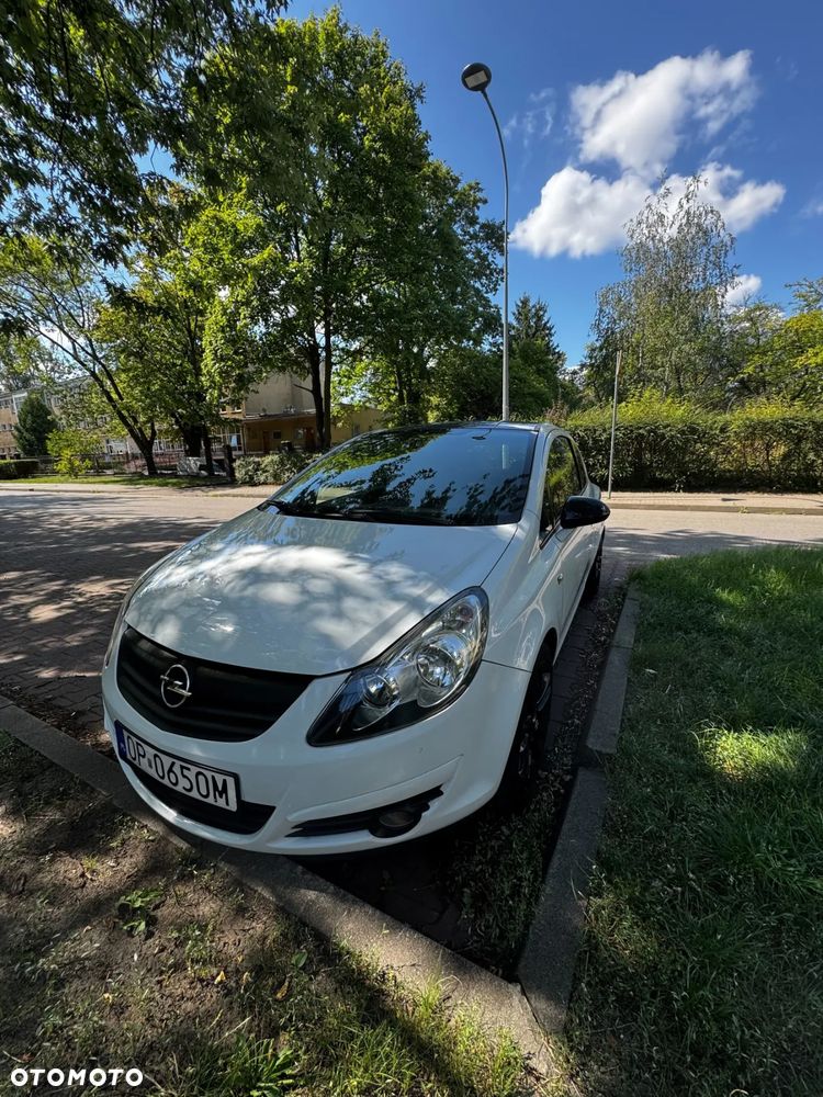 Opel Corsa 1.4 16V Sport - 9