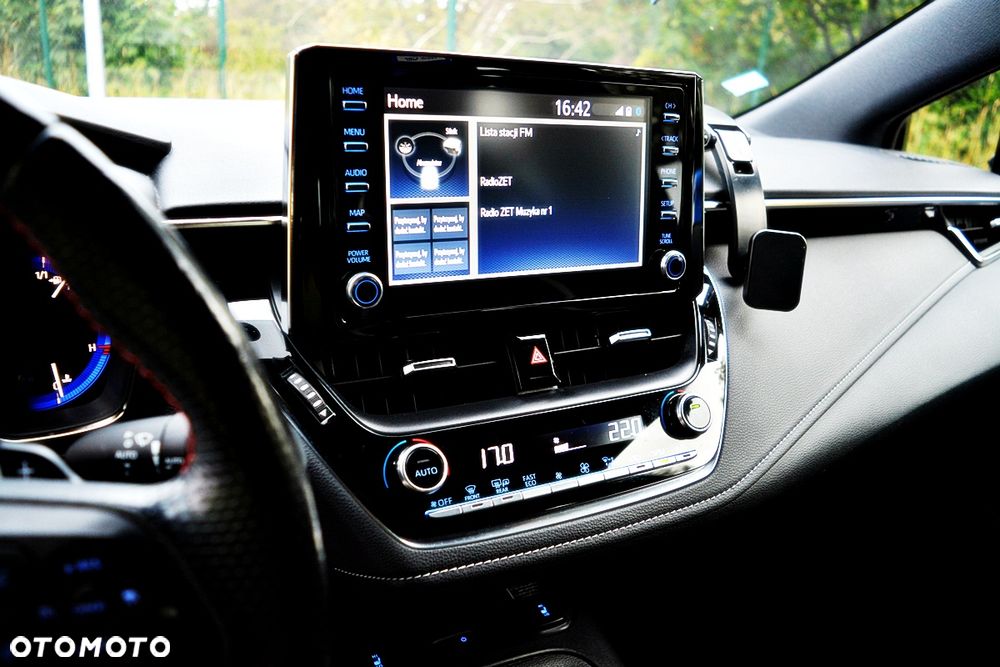 Toyota Corolla 2.0 Hybrid GR Sport - 24