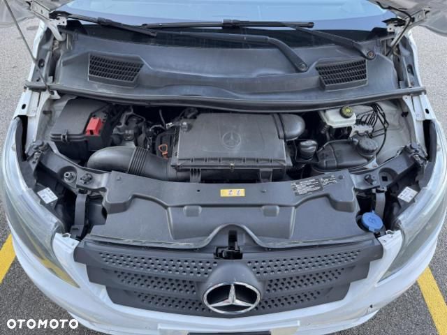 Mercedes-Benz VITO - 7