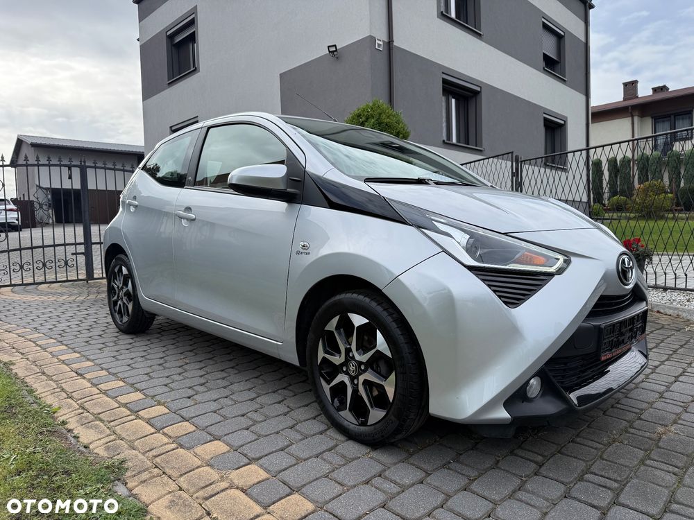 Toyota Aygo x.shift x-play connect - 20