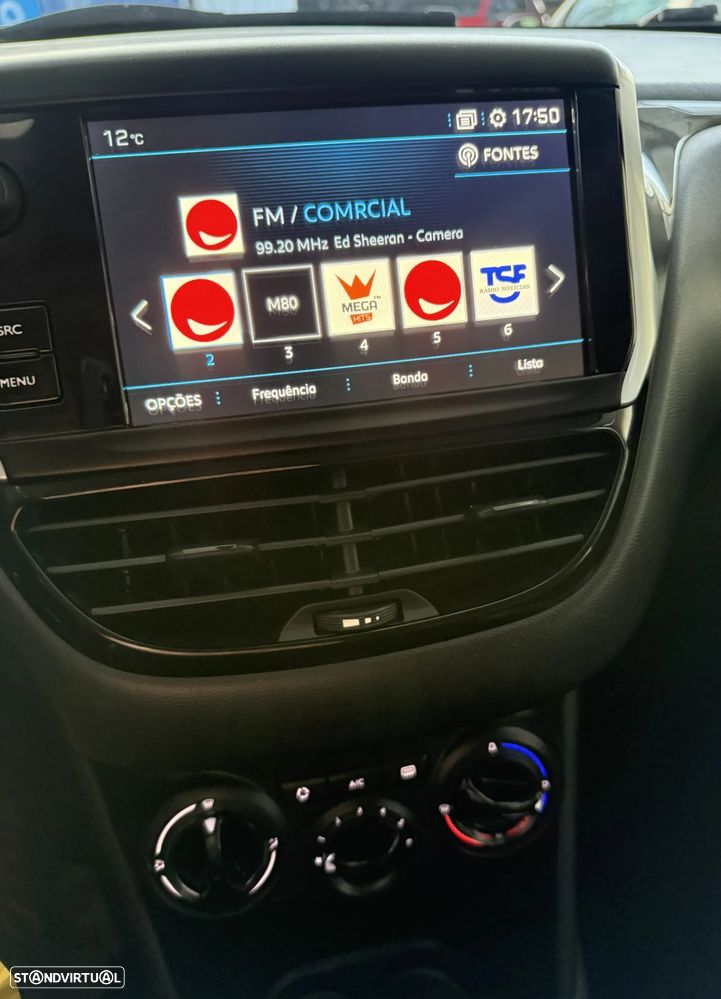 Peugeot 208 1.5 BlueHDi Signature - 39