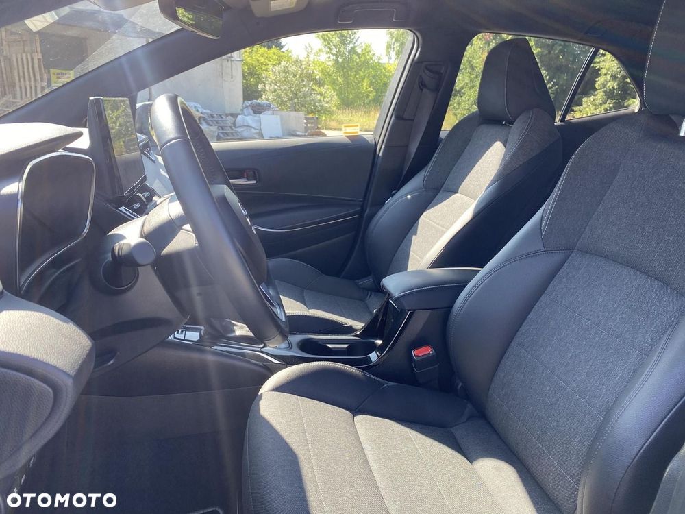 Toyota Corolla 1.8 Hybrid Style - 13