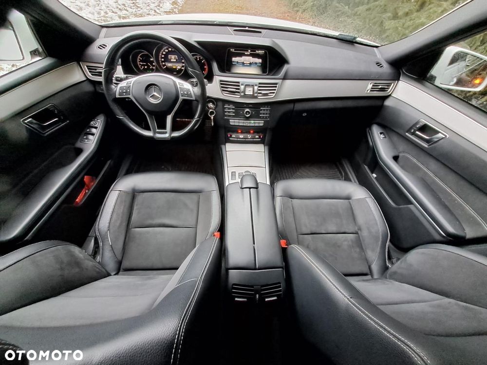 Mercedes-Benz Klasa E 220 BlueTEC 4Matic 7G-TRONIC Edition - 10