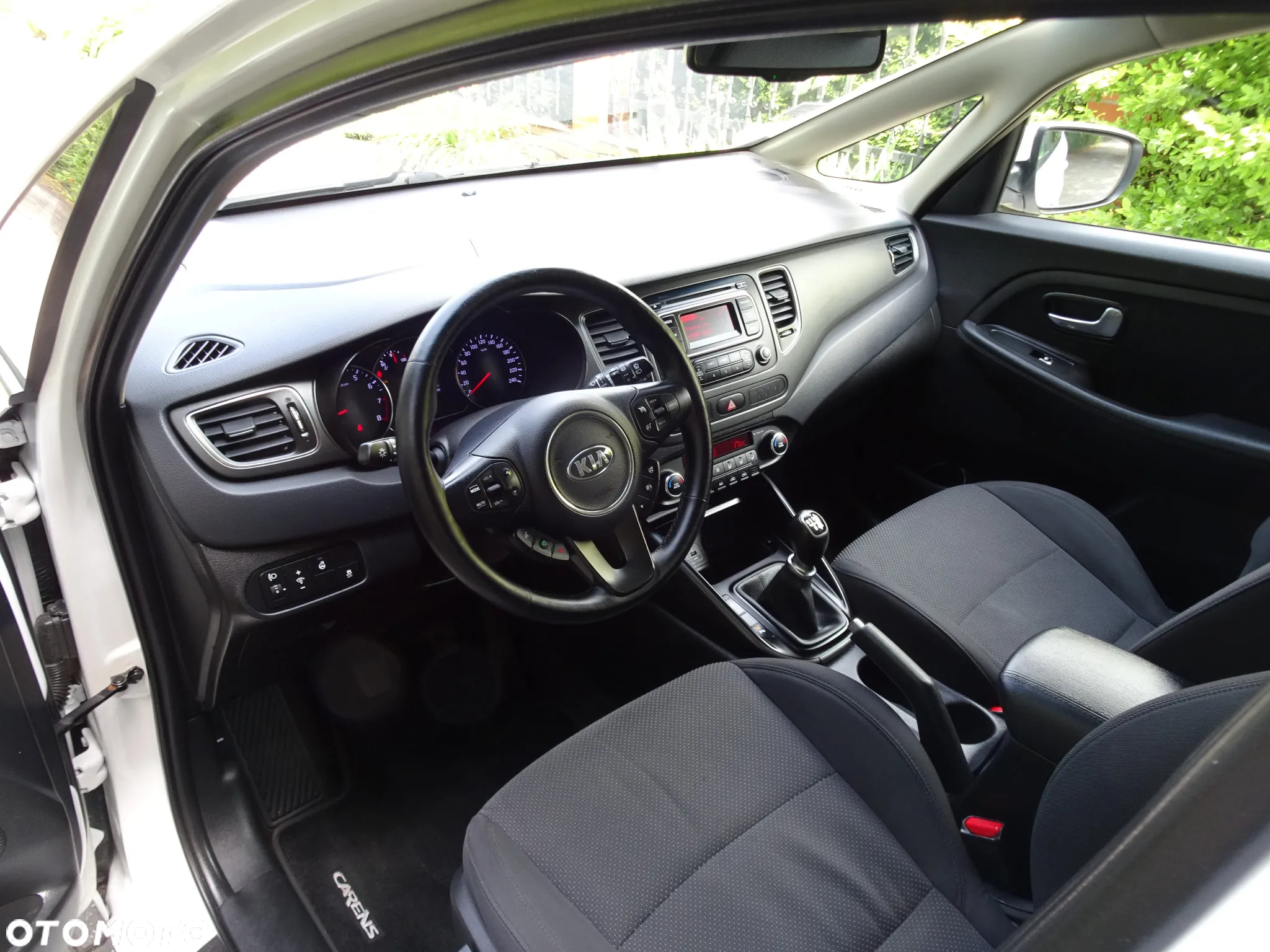 Kia Carens 1.6 GDI Business Line 7os EU6 - 29