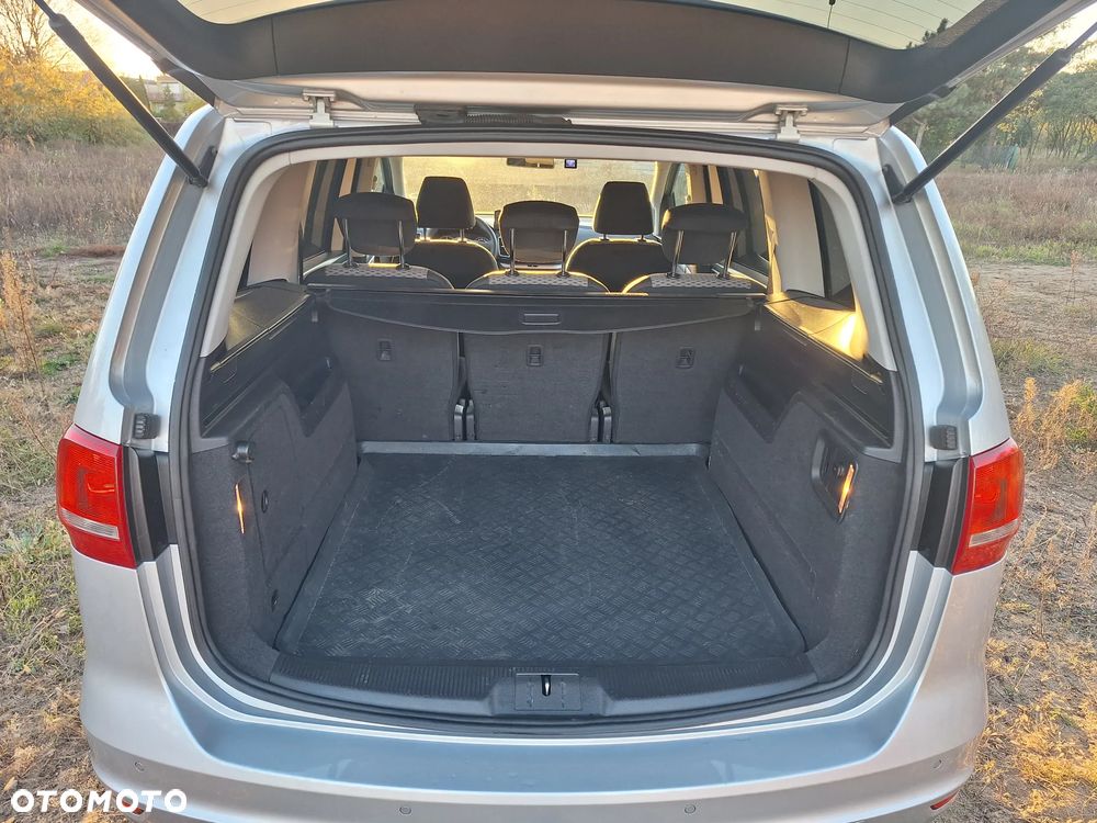 Volkswagen Sharan 2.0 TDI 4Mot Comfortline - 8
