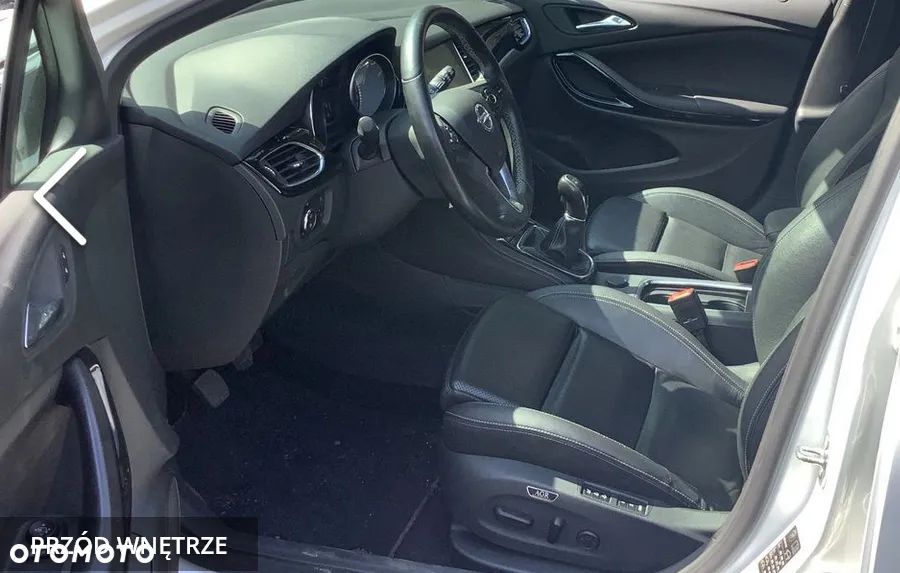 Opel Astra 1.6 BiTrb D (CDTI) Start/Stop Innovation - 11