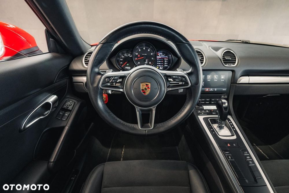 Porsche 718 Cayman GPF PDK - 12
