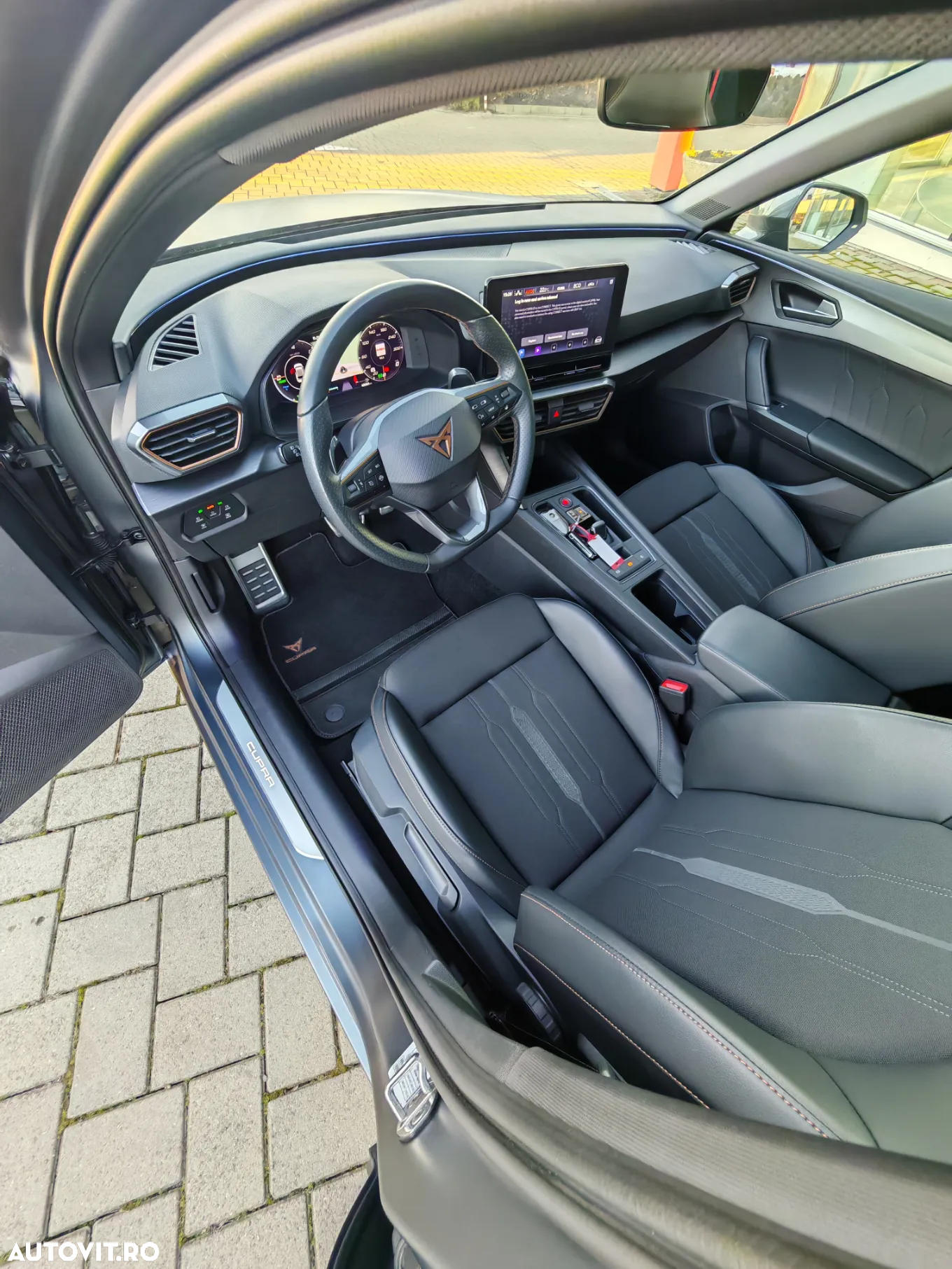 Cupra Leon 1.4 e-Hybrid (180 kW System) VZ - 25