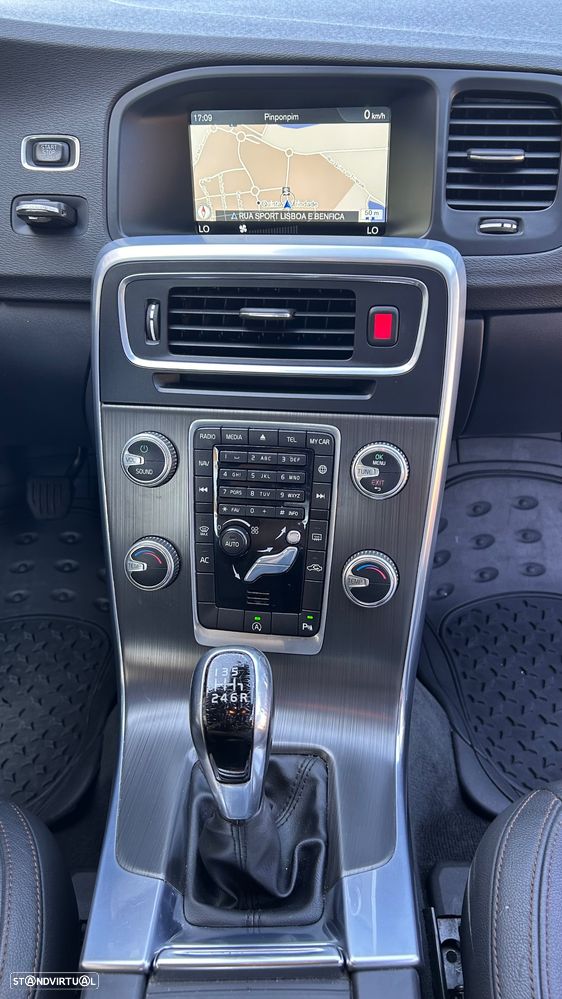 Volvo S60 - 24