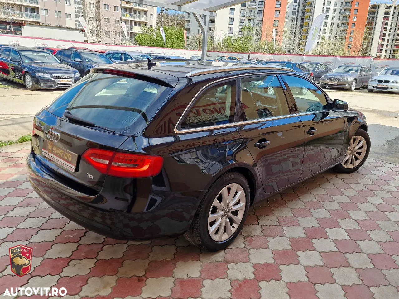 Audi A4 Avant 2.0 TDI - 12