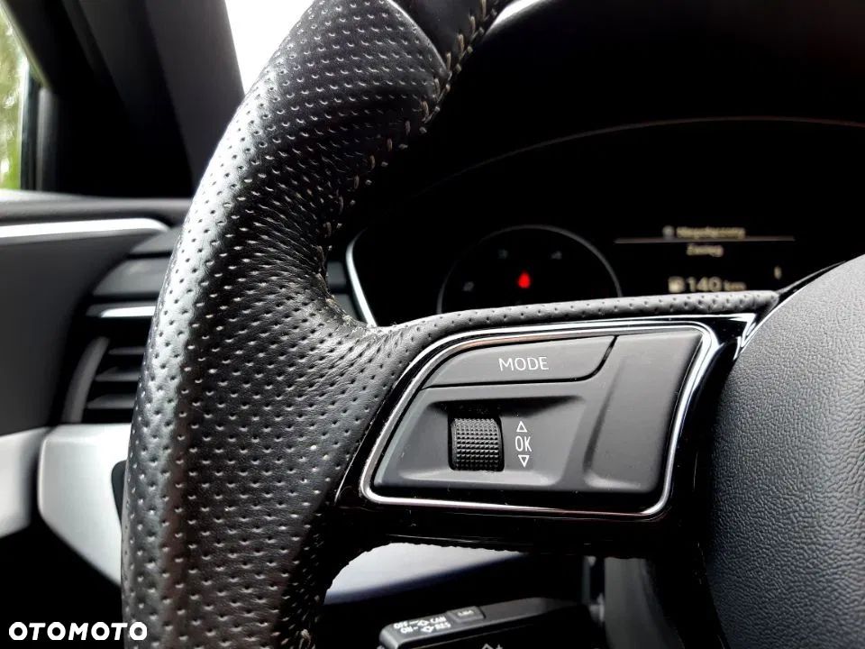 Audi A4 Avant 2.0 TDI Design - 20