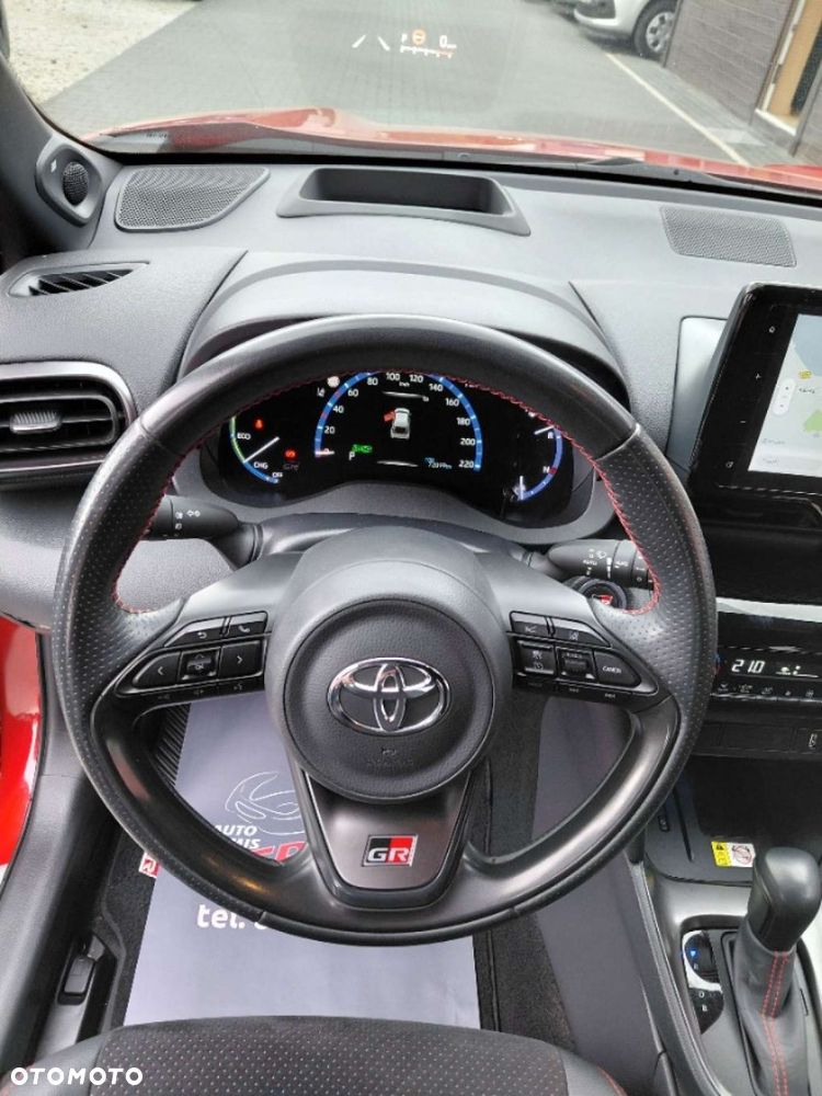 Toyota Yaris Cross - 14