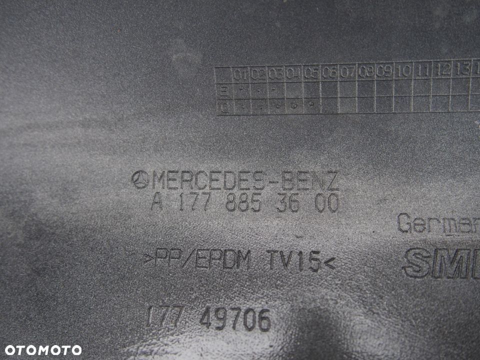 Mercedes A-Klasa 18r Zderzak przod przedni 2018 - 6