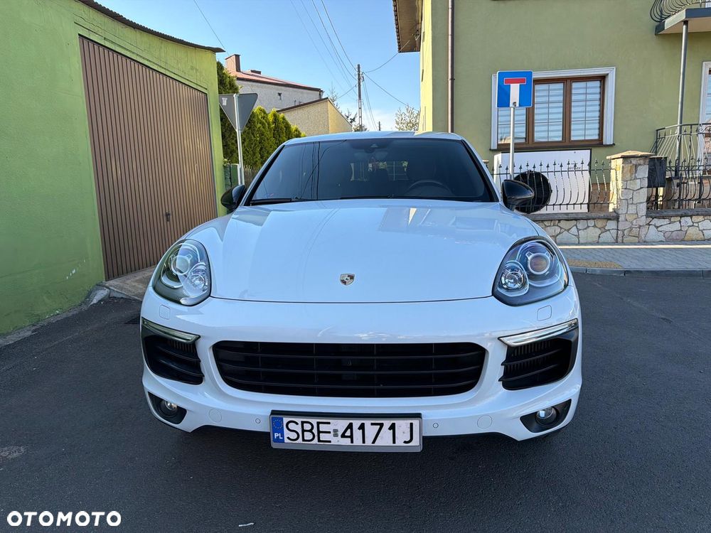 Porsche Cayenne - 8