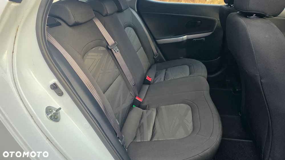 Kia Ceed 1.4 CVVT Spirit - 15