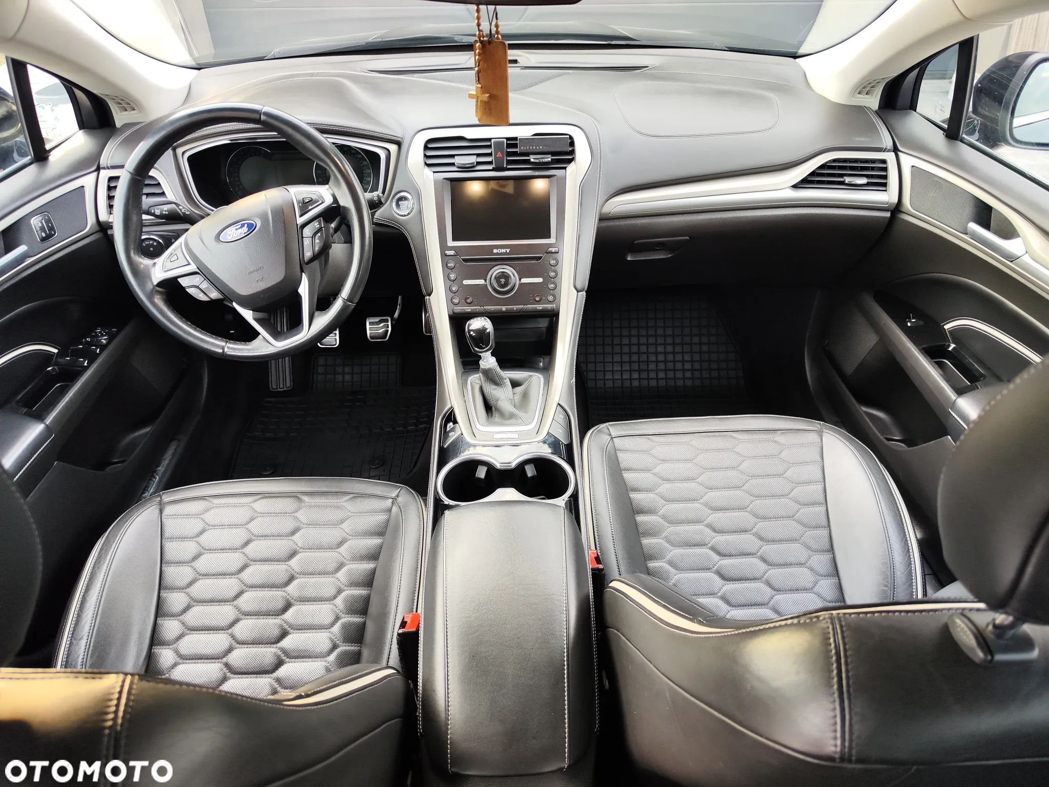Ford Mondeo Vignale 2.0 TDCi - 25